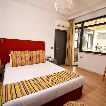 Lejlighed Cozy Flat With Balcony Near Hadrian's Gate