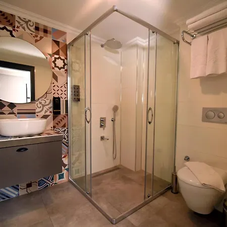 Cozy Flat With Balcony Near Hadrian's Gate Lejlighed